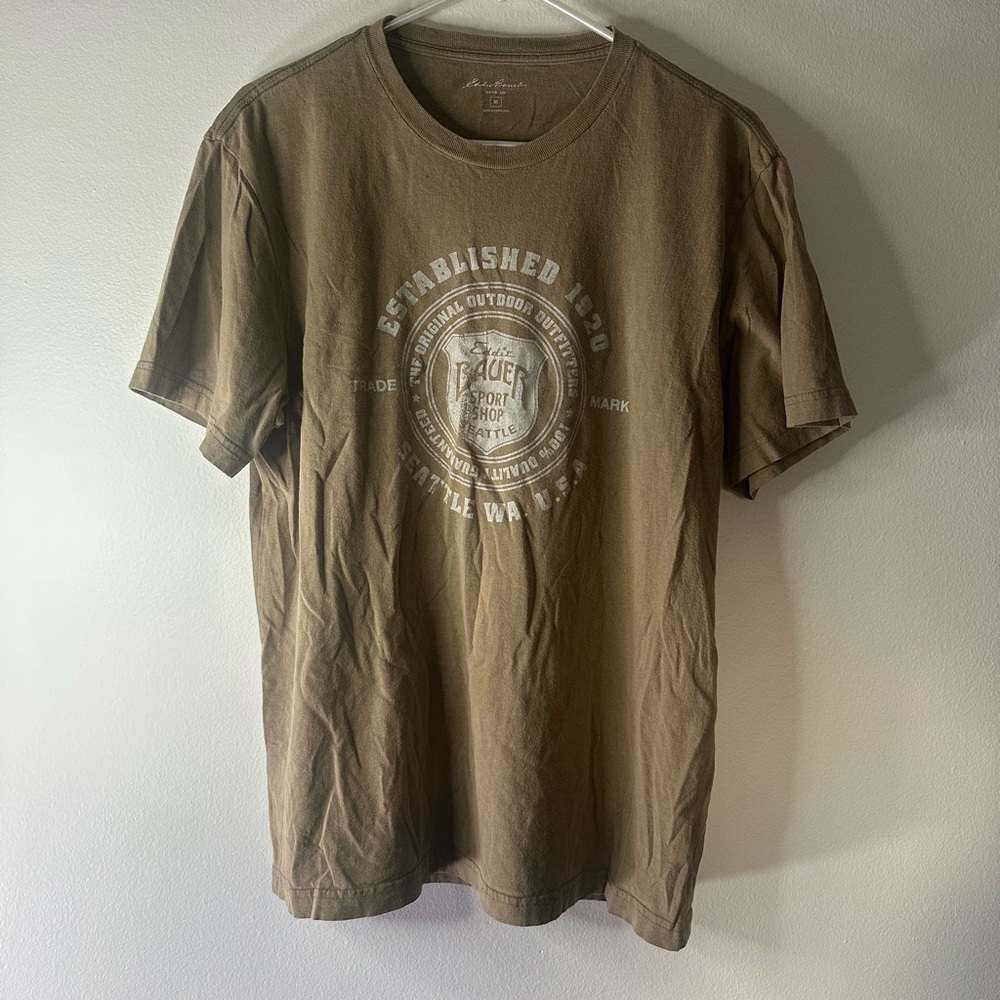 Men's Olive Green Eddie Bauer Graphic Tee Size Medium (Sport Shop)